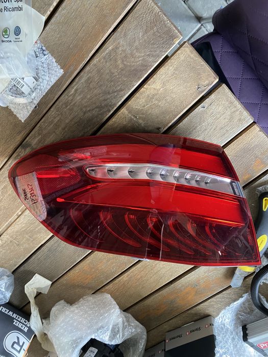 Tripla Mercedes Glc și semnalizare in oglindaoriginale an 2016