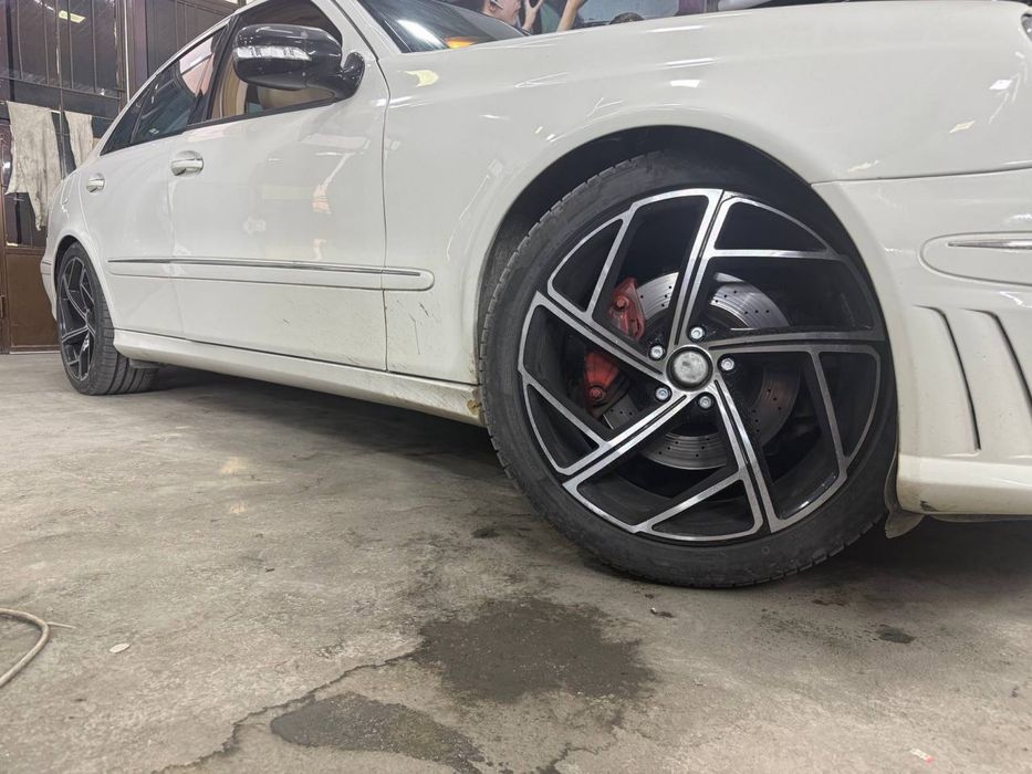 Комплект Диски и шины 19 размер 245-40 мерс