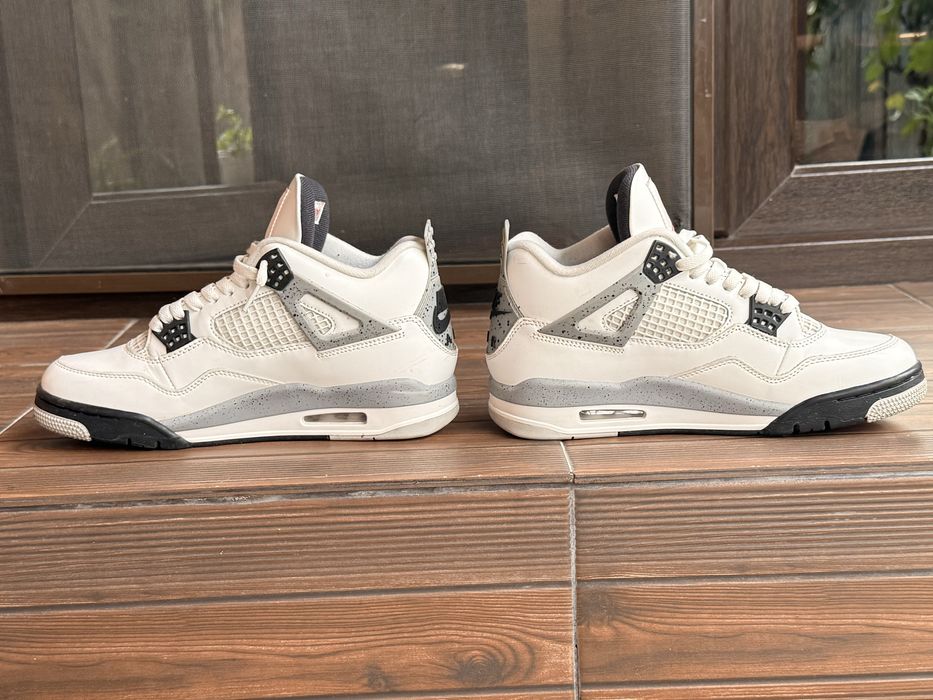 Jordan 4 white cement