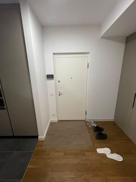 Chirie apartament cu parcare personala