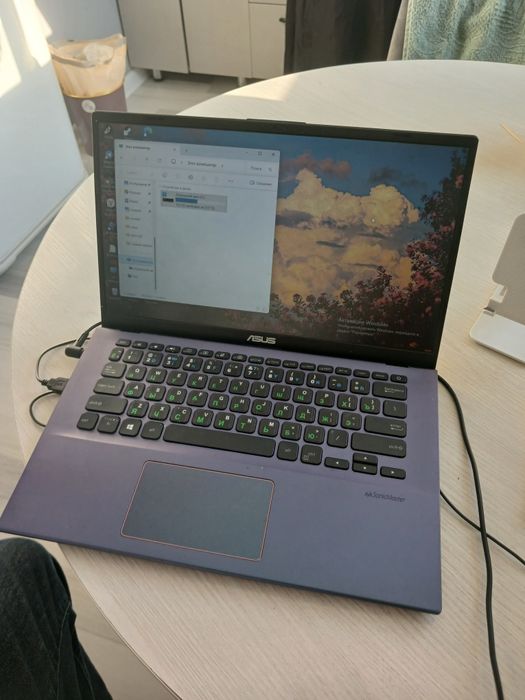 ASUS VivoBook 14 X412FJC — продаю
Ноутбук в хорошем состоянии, полн