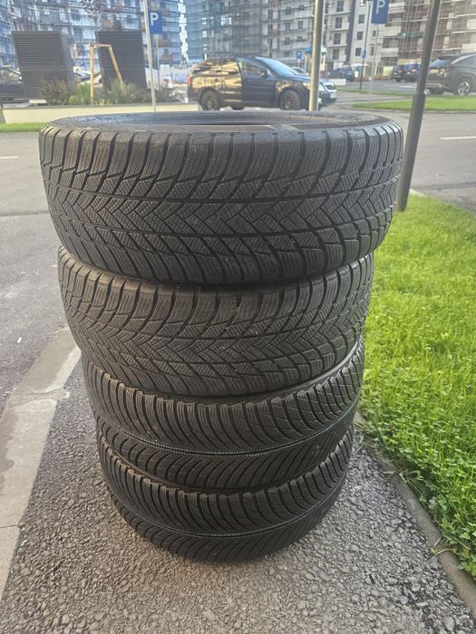 4x Anvelope Iarna 215/55 R18 - 2x Michelin Pilot Alpin 5 + 2x Bridgestone - DOT 2020 / 2022 - Profil 6-7mm