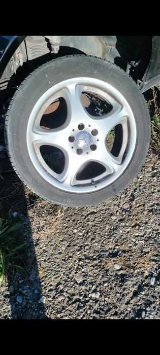 Roti Mercedes 245/45 R18