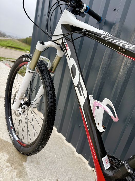 Bicicleta Wilier Triestina 303 XC Carbon M Shimano XT Rockshox Reba RL