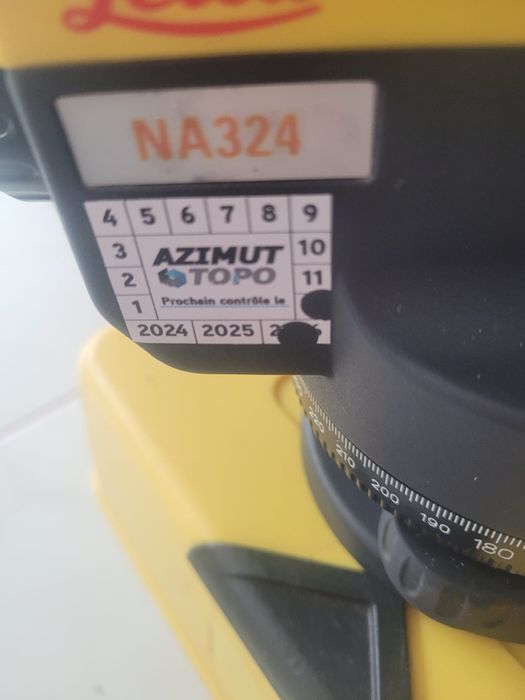 Nivela optică LEICA NA 324