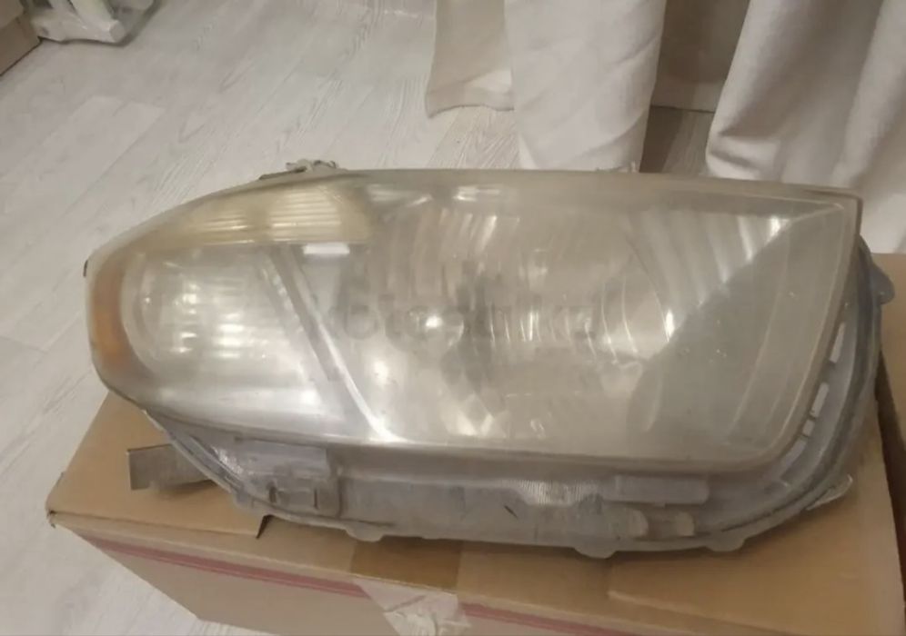 Фары для Toyota Highlander