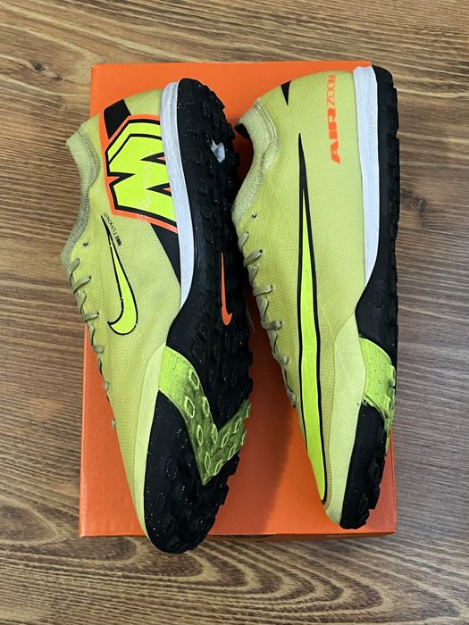 Vând papuci de Fotbal Nike Zoom Vapor 16 PRO Turf, Marimea 45