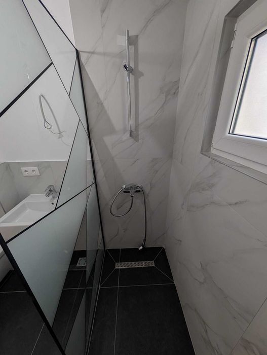 Apartament 3 camere, RECENT RENOVAT, 2 băi, 3 balcoane