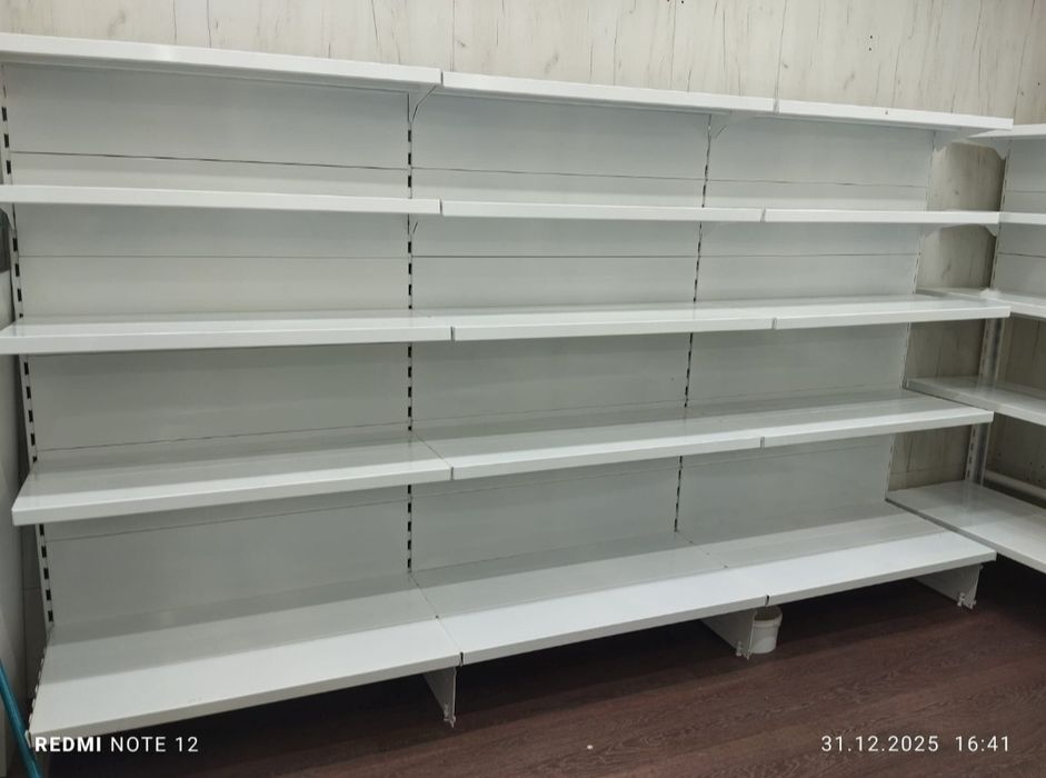 Продам металлические стеллажи