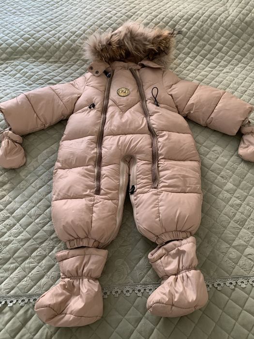 Зимний,  теплый комбинезон Fendi -92 см