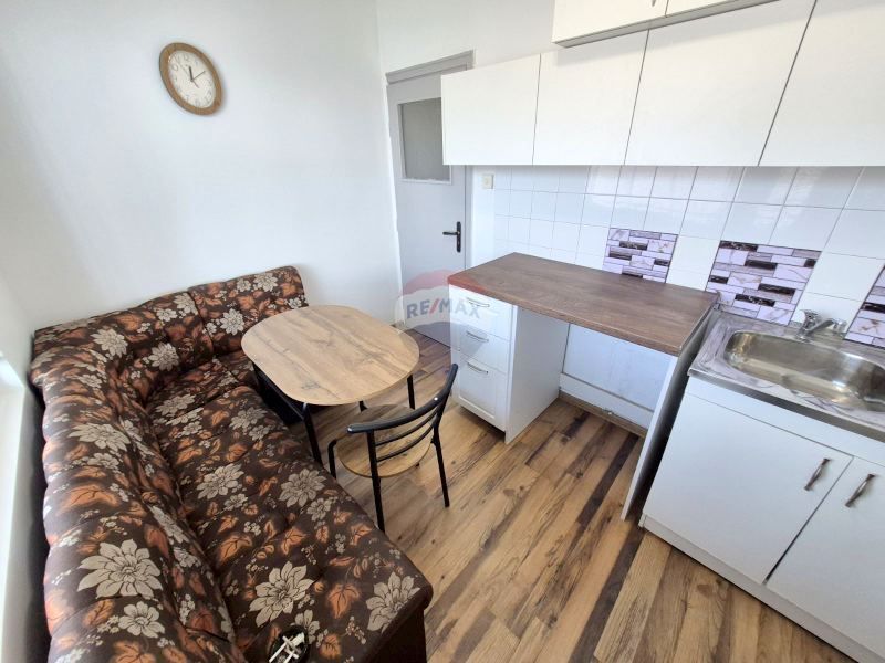 Продава се Двустаен апартамент в Варна, Левски - 59 кв.м за 2611 €/кв.м - Снимка #6