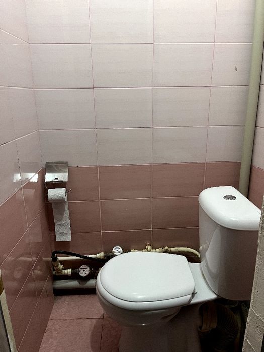 Продается 2 х комнатная квартира в центре Чирчика