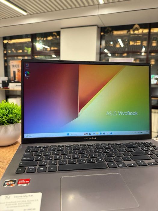 Asus VivoBook ryzen 3-3