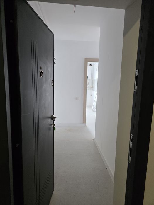 Vand apartamente de 1 si 2 camere