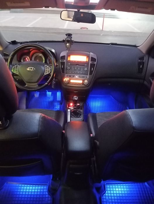 KIA ceed  1.6 CRDI