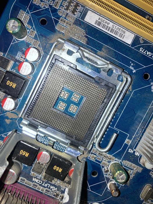 Продаю плату gigabyte отличная долго