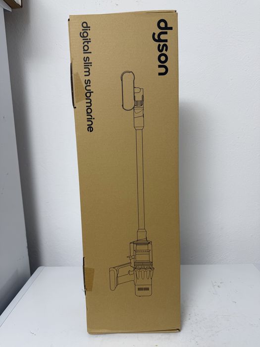 Вертикальный пылесос Dyson ,Костанай