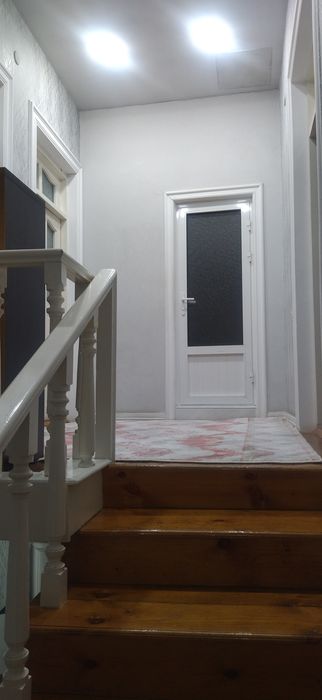 Узбекистанская:2,7-соток.Продаётся дом.