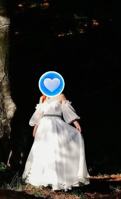 Vând Set de 4 rochii Ursitoare