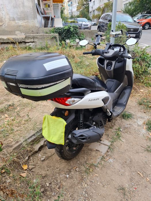 Vand Yamaha NMAX 125 an 2024  6750 km ITP Mai 2027 Navigatie  Accesorii
