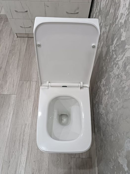 Продается унитаз