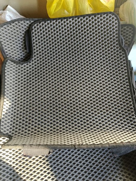 Продам полики chery tiggo 2 pro