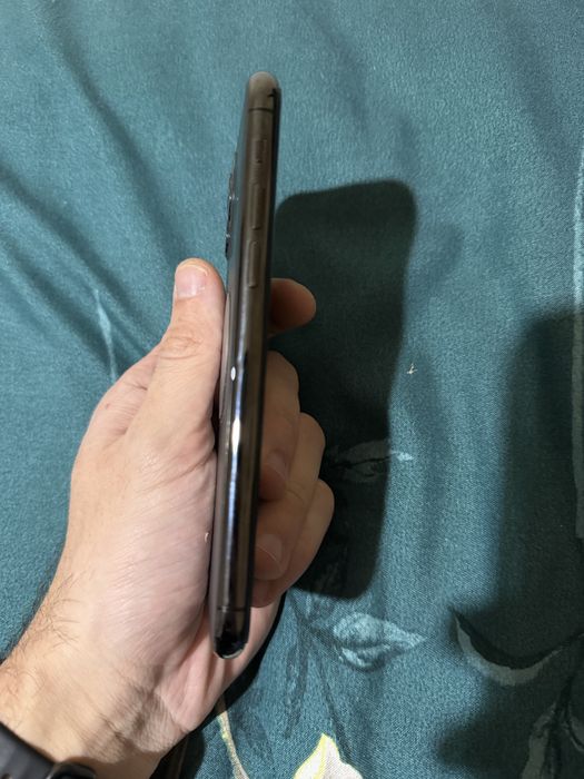 Iphone 11 pro green