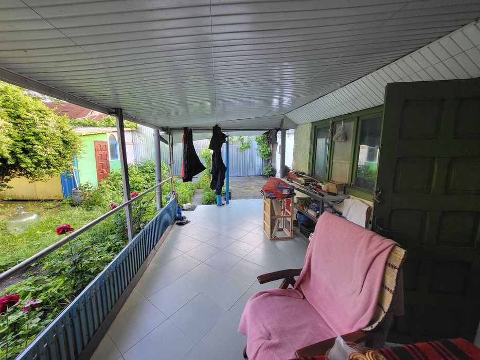 Casa la pret de apartament