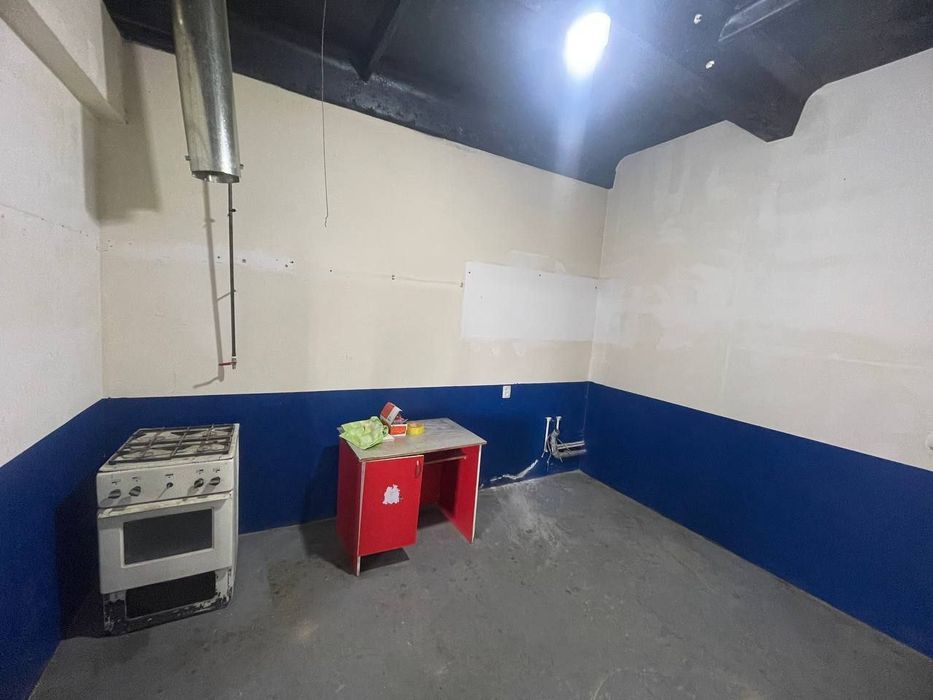 Помещение под Цех  и др.с проживанием на мед городке 300 м