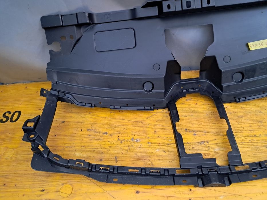 Грил решетка панел Renault Austral