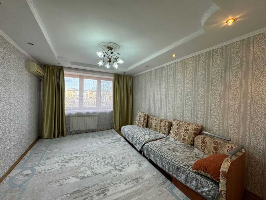 Продаётся 2 - комнатная квартира по проспекту Абилкайыр хана