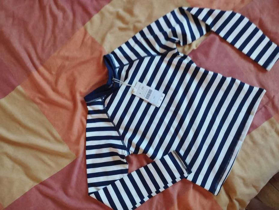 Тениска oysho. 
С UV фактор, S размер 
Нова