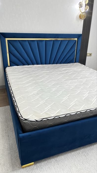 Двухспальный кровать