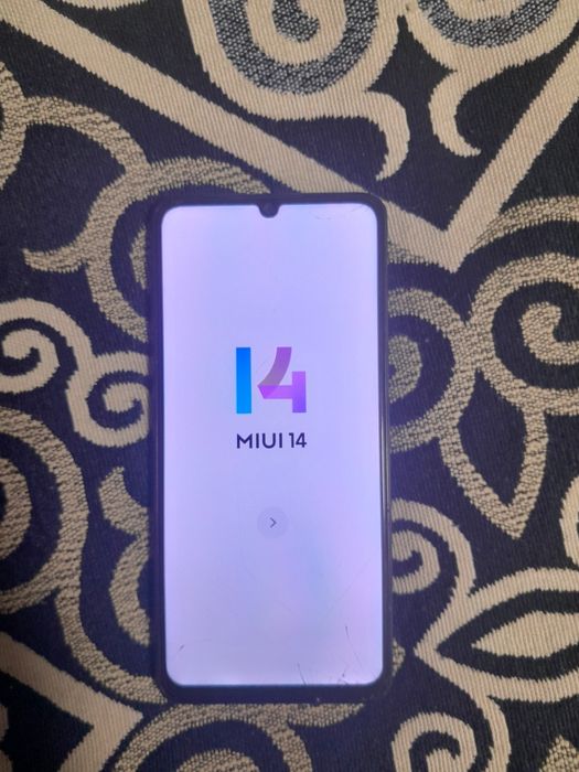 Продам Redmi 13c 256/8 гб