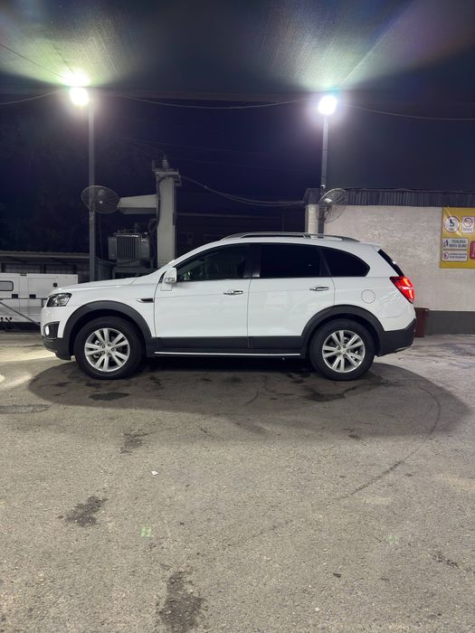 Captiva 3 plus sotiladi 2015 yil narxi 12200$ kelishamiz