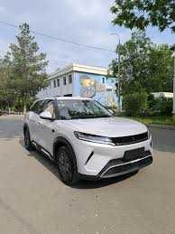 BYD YUAN UP HYBRID full Naqd va Halol nasiya