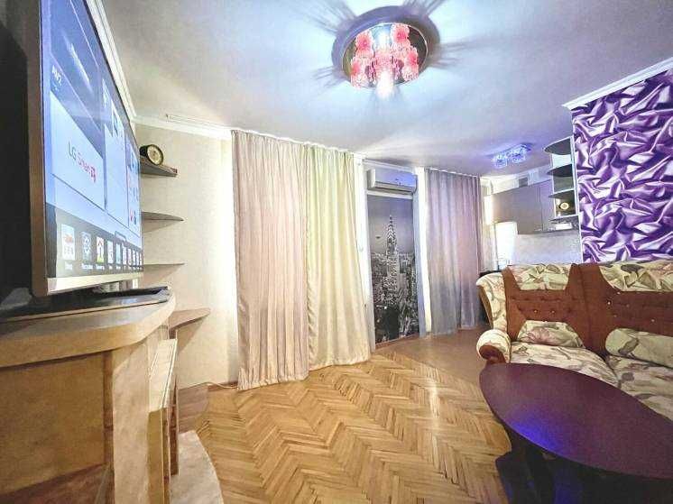 Дава се под наем Двустаен апартамент в София, Център - 65 кв.м за 397.8 € - Снимка #3