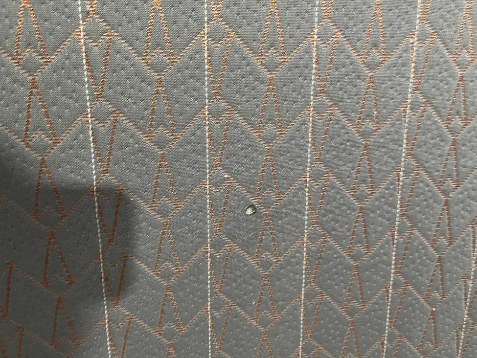 Легло и матрак 200/160 дебелина на матрак-24 и височина на леглото-30