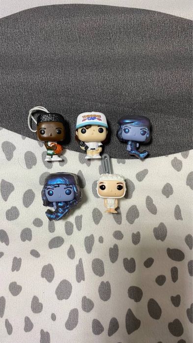 Stranger things kinder joy fanko pop