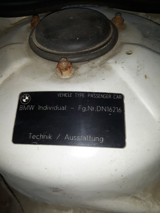 BMW 728i e38 на части