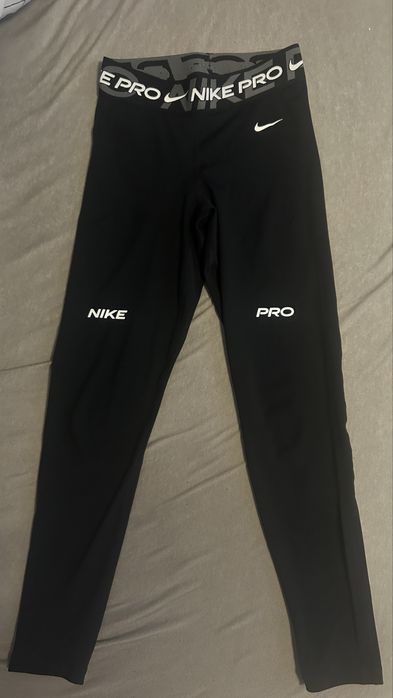 клин Nike Pro