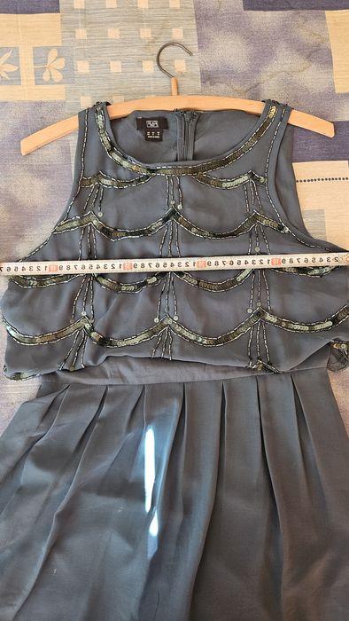 Тъмнозелена официална рокла