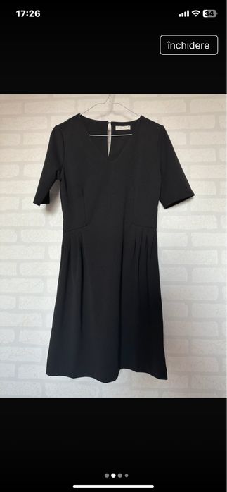 Rochita noua cu eticheta , vine extrem de bine