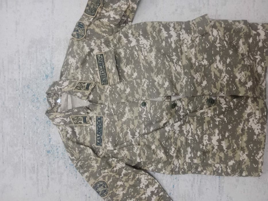 Костюм и брюки специальные /цифровые/