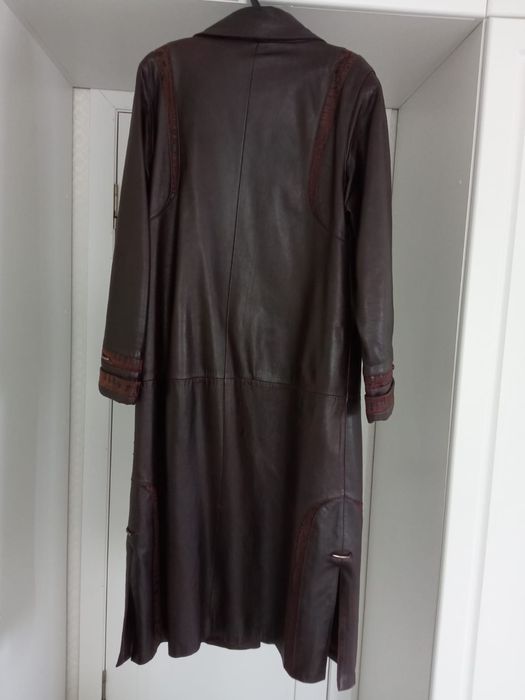 Срочно! Недорого! Продам кожаный плащ