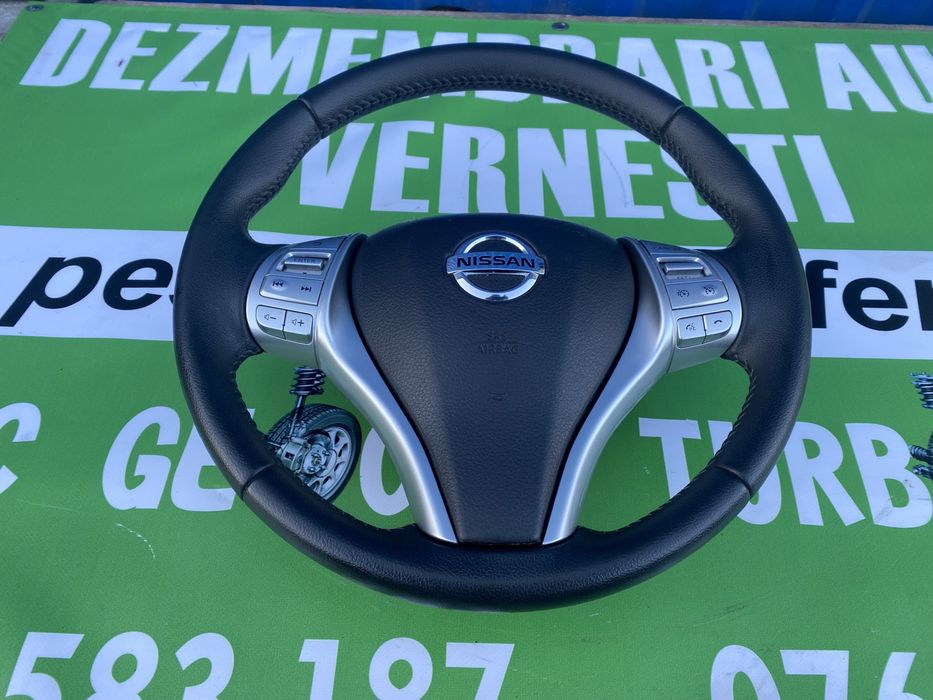 Volan Nissan Navara NP 300 D 23 2017 fară airbag, ca nou , fara uzură