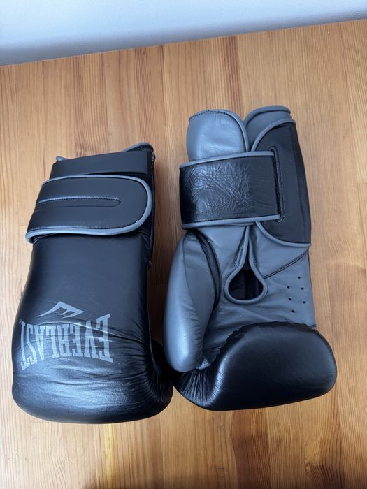 Manusi Everlast Powerlock 2 Hook & Loop 14oz si bandaje Everlast