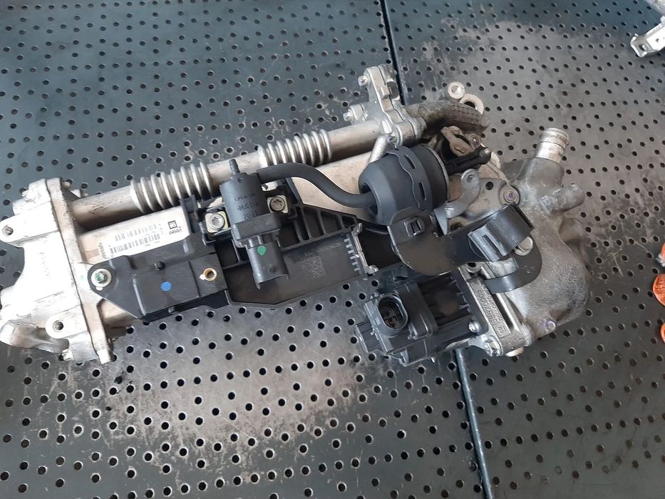 racitor gaze cu egr 1.6 cdti b16dtl opel astra j  v29007672  xs2029 55570005