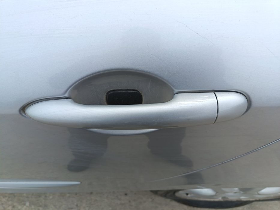 Maner usa stanga spate Renault Laguna 3 [Fabr 2007-prezent] Break  195