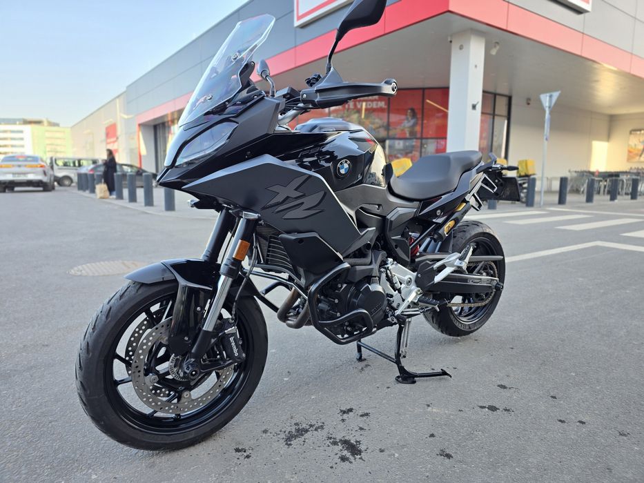 BMW F900XR 2023 Triple Black